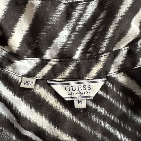 Guess open back blouse - Picture 5 of 5
